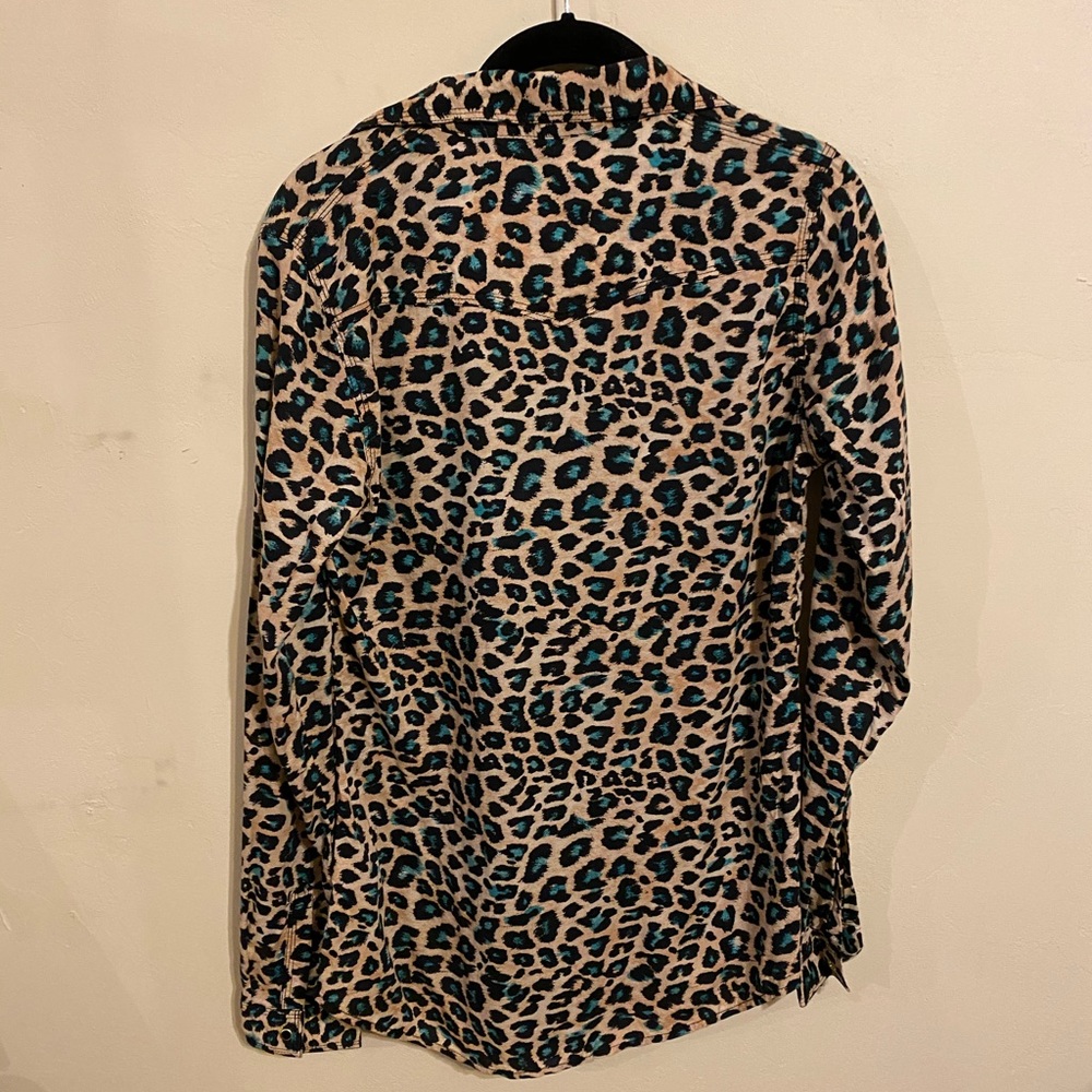 Nwt Leopard Print Button Down Shirt - image 6